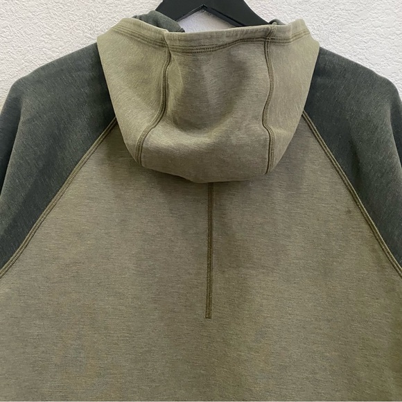 LULULEMON Olive Army Green Colorblock Men’s Pullover Hoodie - Picture 4 of 12